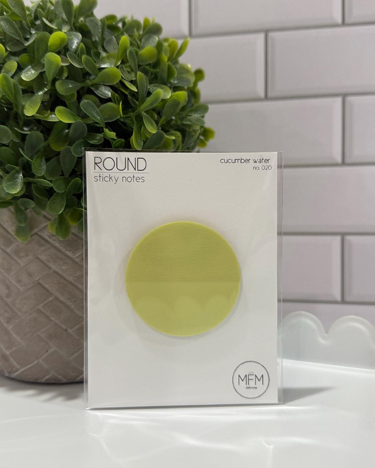 Transparent Round Flag Sticky Notes - 1.75" - Drinks 2